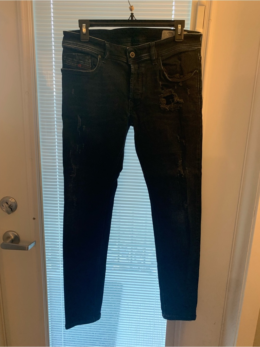 Diesel Sleenker Slim-Skinny Jeans